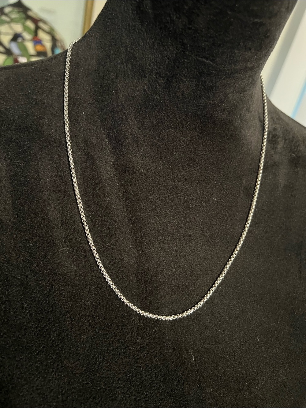 Silver toned 28” necklace